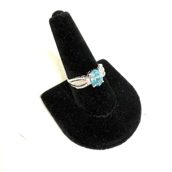 😍"Put a Ring On IT Event" Cambodian Zircon & Moissanite Ring - Picture 1 of 1